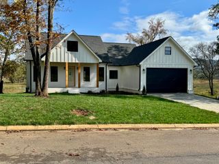201 Clubhouse Drive, Jasper, TN 37347