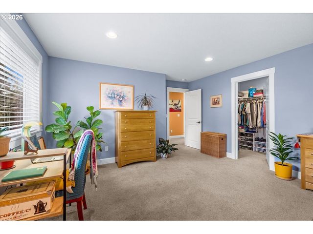 29800 RIVERVIEW Dr, Rainier, OR 97048