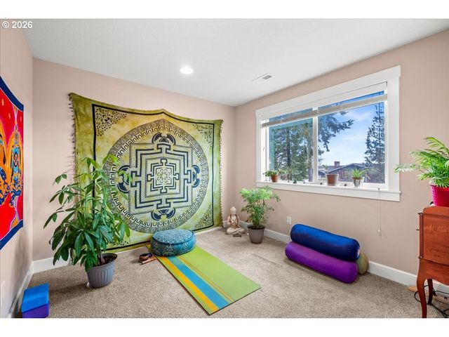 29800 RIVERVIEW Dr, Rainier, OR 97048