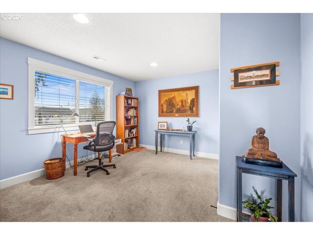 29800 RIVERVIEW Dr, Rainier, OR 97048