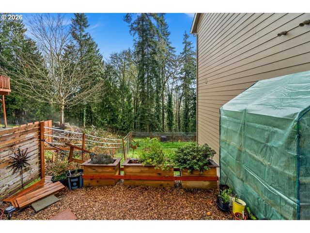 29800 RIVERVIEW Dr, Rainier, OR 97048