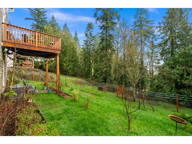 29800 RIVERVIEW Dr, Rainier, OR 97048