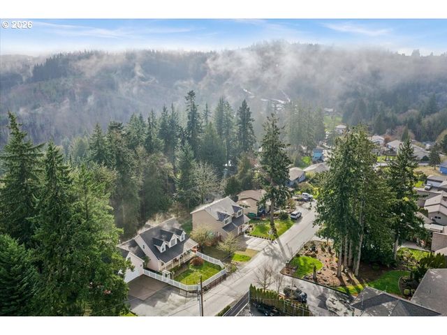 29800 RIVERVIEW Dr, Rainier, OR 97048