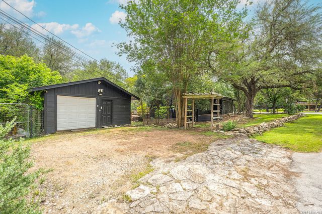 507 TWIN ELM DR, Canyon Lake, TX 78133
