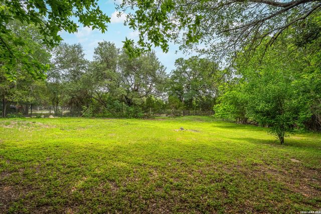 507 TWIN ELM DR, Canyon Lake, TX 78133