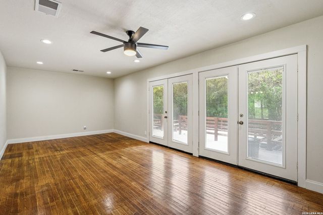 507 TWIN ELM DR, Canyon Lake, TX 78133