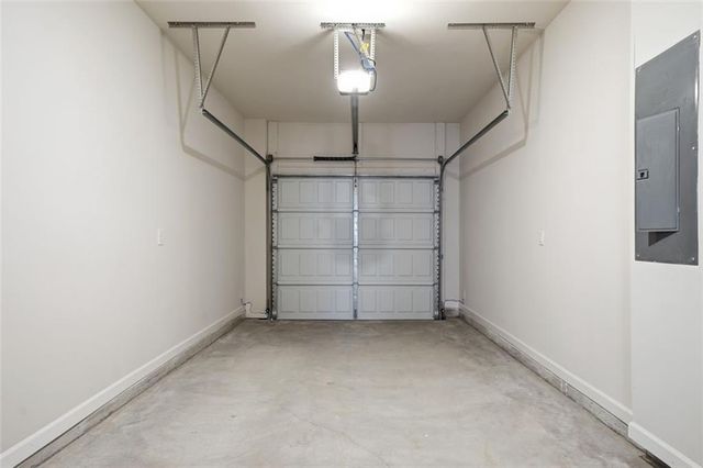 208 Filer Drive, Mcdonough, GA 30253