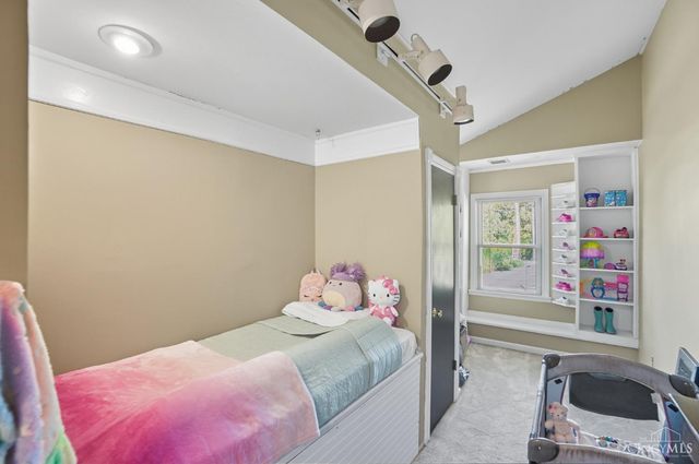 4201 Boomer Road, Green Twp, OH 45247