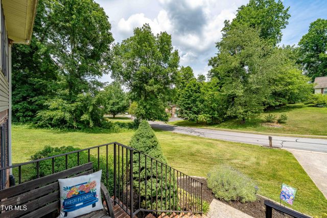 2904 Muskett Drive, Johnson City, TN 37604
