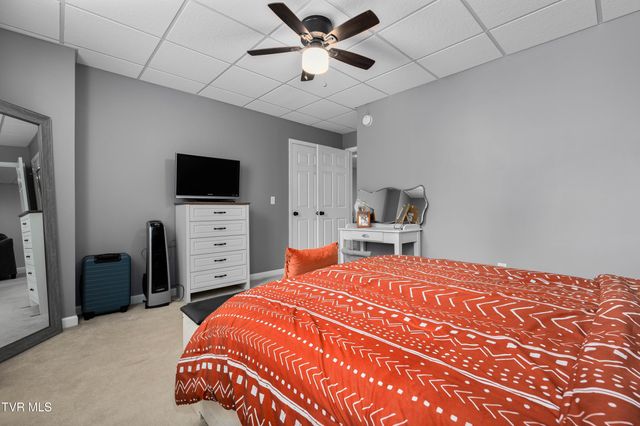 2904 Muskett Drive, Johnson City, TN 37604