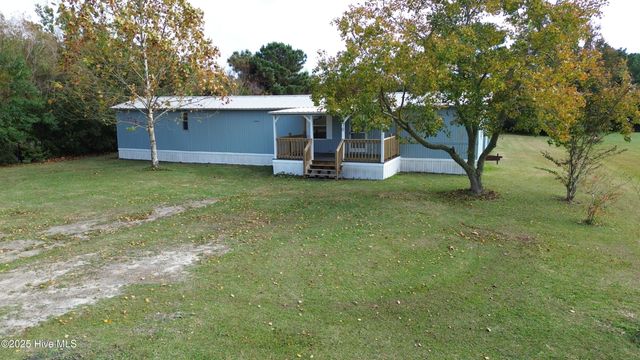 670 Straits Road, Gloucester, NC 28528