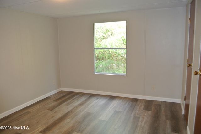 670 Straits Road, Gloucester, NC 28528