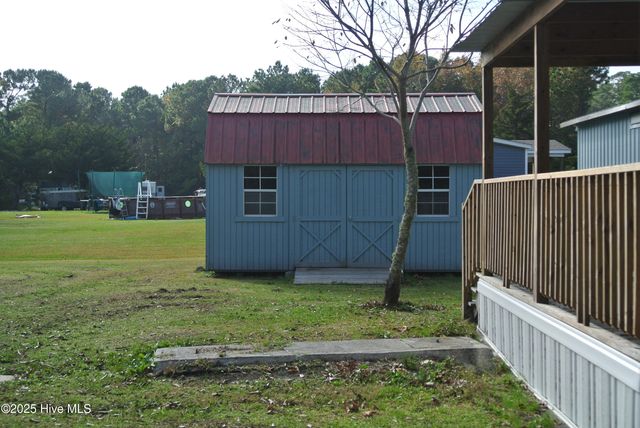 670 Straits Road, Gloucester, NC 28528