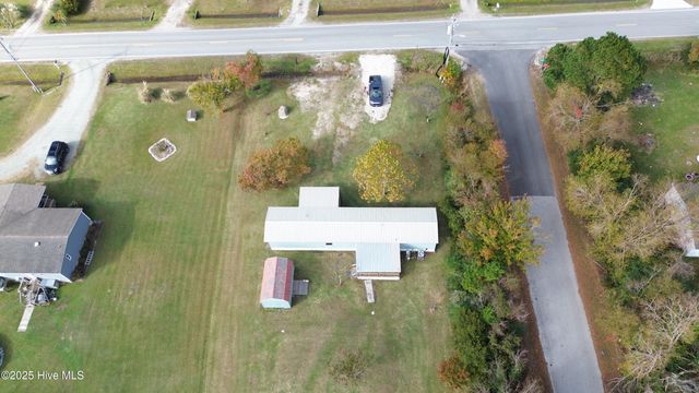 670 Straits Road, Gloucester, NC 28528