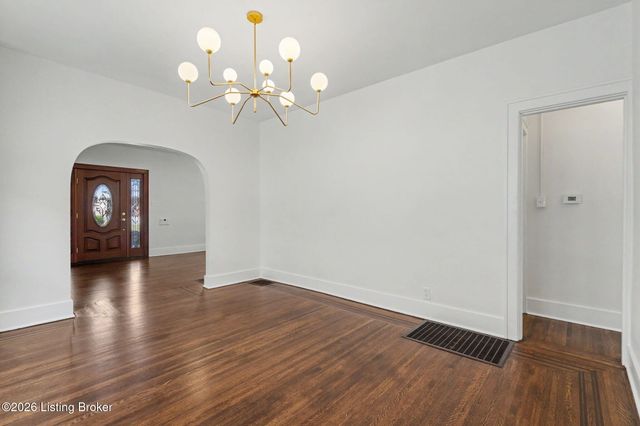 1212 Delor Ave, Louisville, KY 40217