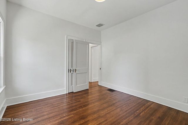 1212 Delor Ave, Louisville, KY 40217