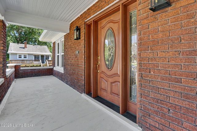 1212 Delor Ave, Louisville, KY 40217