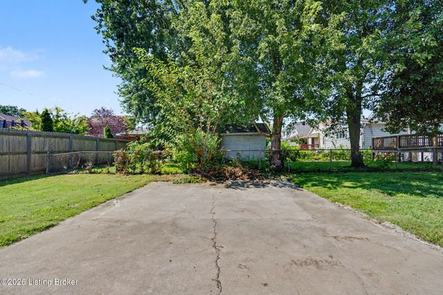 1212 Delor Ave, Louisville, KY 40217