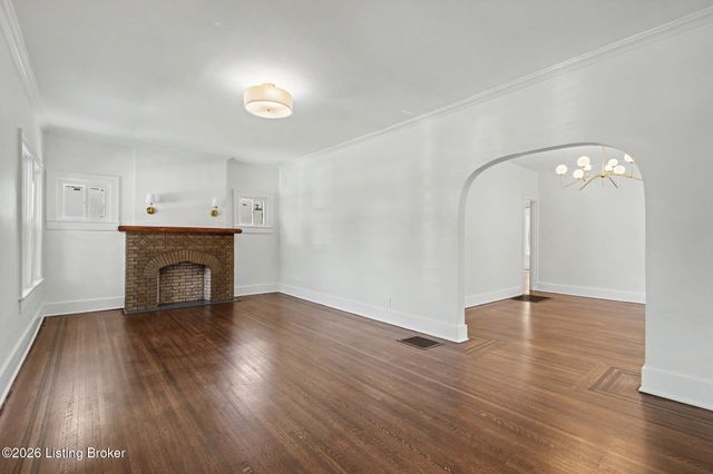 1212 Delor Ave, Louisville, KY 40217