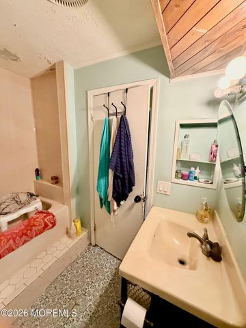 41 Letts Landing Road, Waretown, NJ 08758