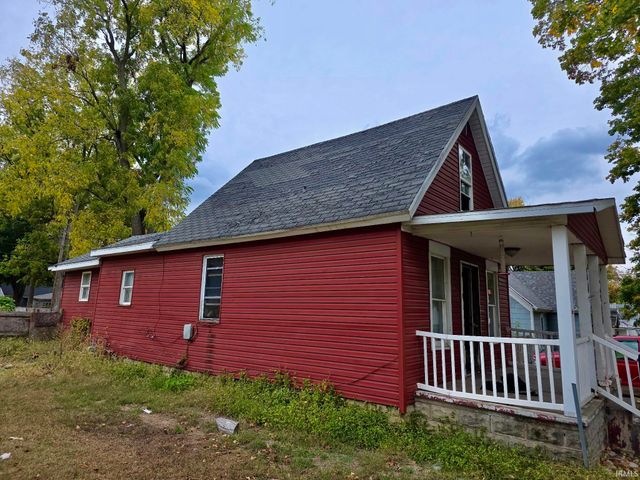 1208 Elm Street, Rochester, IN 46975