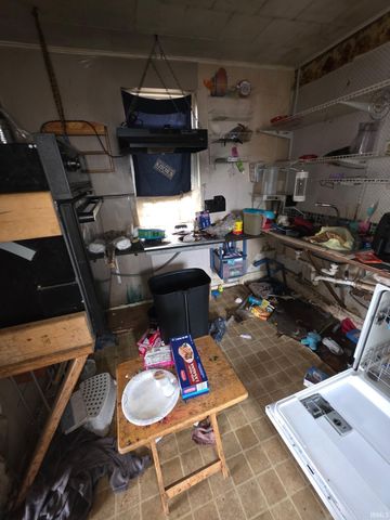 1208 Elm Street, Rochester, IN 46975