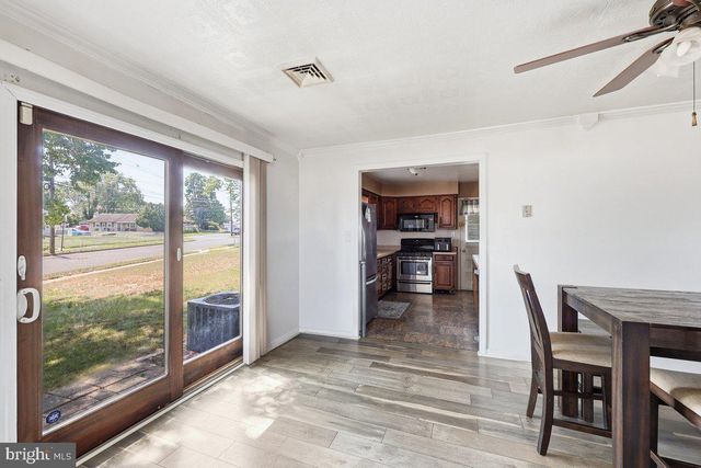 434 FLANDERS RD, Bellmawr, NJ 08031
