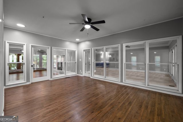 280 Waters Edge Lane, Newnan, GA 30263