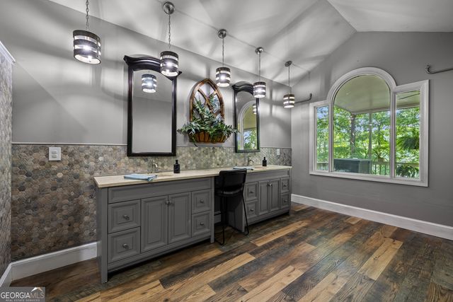 280 Waters Edge Lane, Newnan, GA 30263