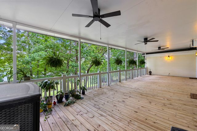 280 Waters Edge Lane, Newnan, GA 30263