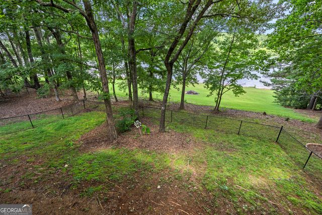 280 Waters Edge Lane, Newnan, GA 30263