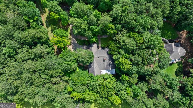 280 Waters Edge Lane, Newnan, GA 30263