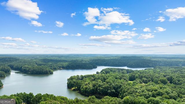 280 Waters Edge Lane, Newnan, GA 30263