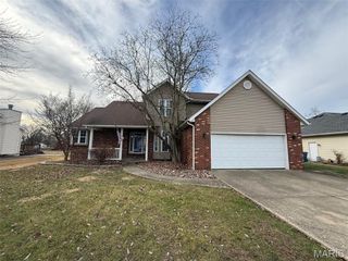 71 Mimosa Drive, Granite City, IL 62040