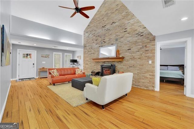 134 Broadwater Court, Waleska, GA 30183