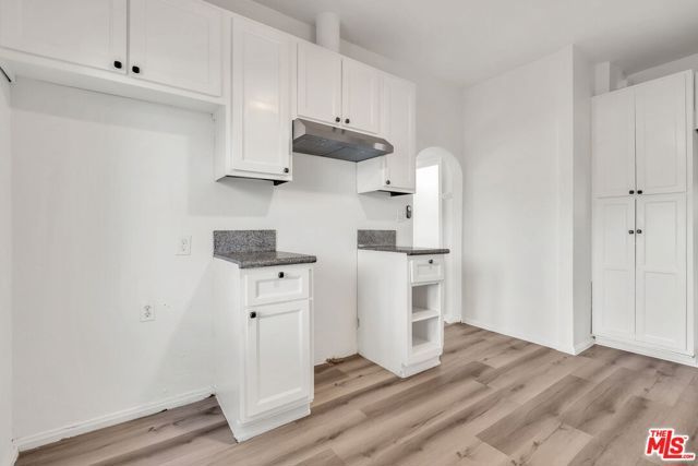 2757 S Mansfield Avenue, Los Angeles, CA 90016
