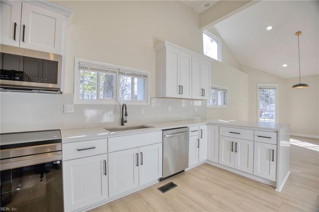 1202 Land ST, Norfolk, VA 23502