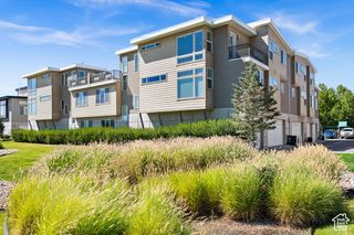 1059 W ROOFTOP DR #405, Midvale, UT 84047