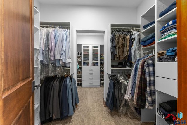 9005 E Torrey Pine Cir Circle, Sioux Falls, SD 57110