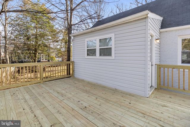 3010 ROGERS DR, Falls Church, VA 22042