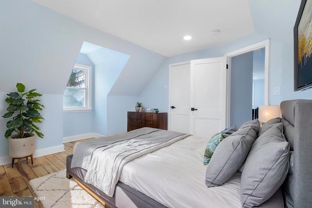 3010 ROGERS DR, Falls Church, VA 22042