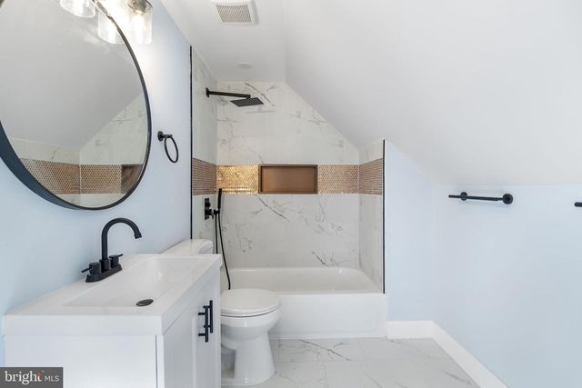 3010 ROGERS DR, Falls Church, VA 22042