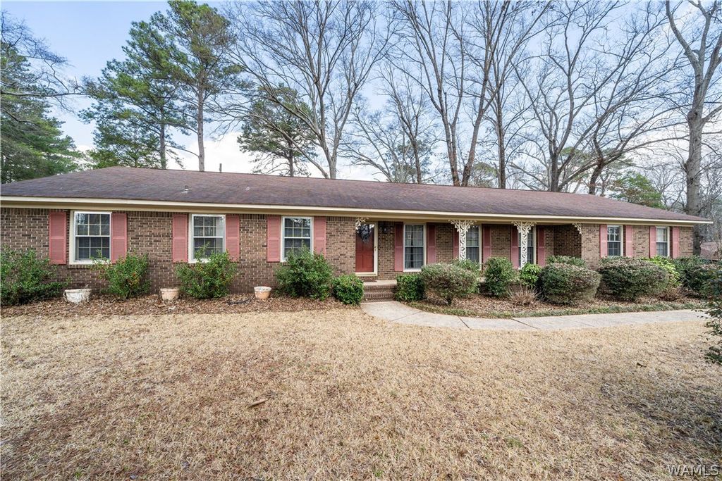 3900 Brookhill, Tuscaloosa, AL 35404