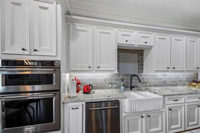 26 Stalynn Lane, Houston, TX 77027