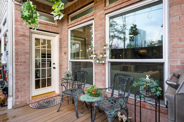 26 Stalynn Lane, Houston, TX 77027