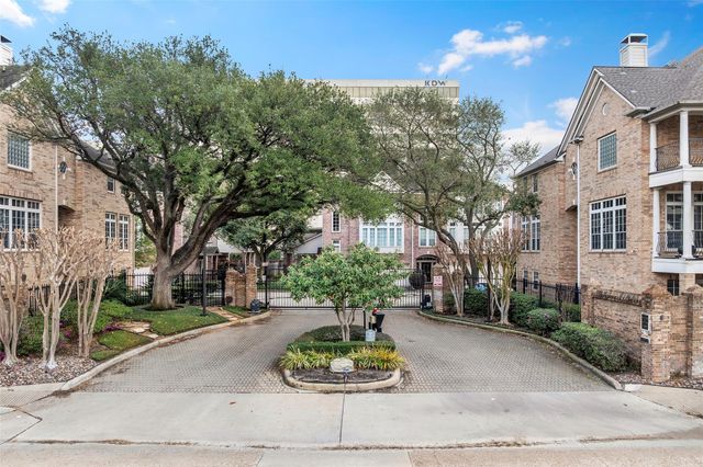 26 Stalynn Lane, Houston, TX 77027