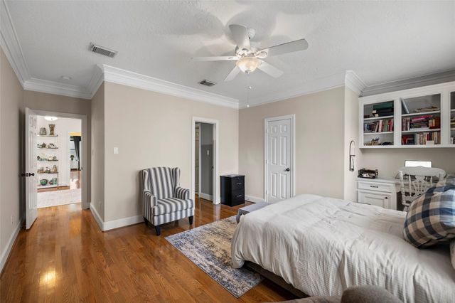 26 Stalynn Lane, Houston, TX 77027