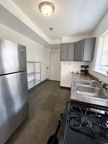 834 N Christiana Avenue 1, Chicago, IL 60651