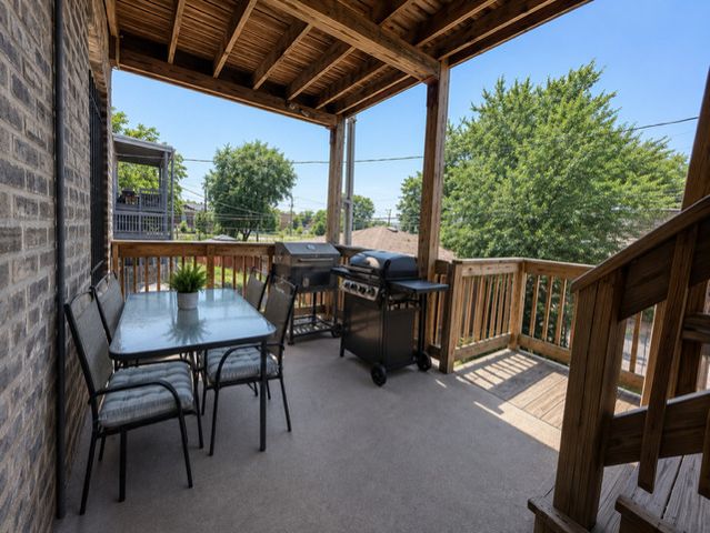 834 N Christiana Avenue 1, Chicago, IL 60651