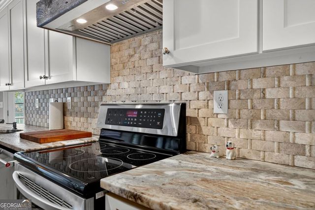 178 W River Bend Drive, Eatonton, GA 31024